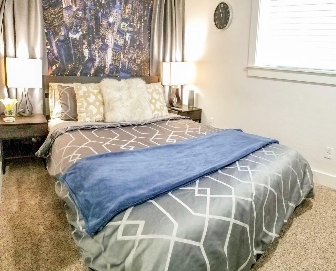 Modern Seattle Oasis Apartment ภายนอก รูปภาพ